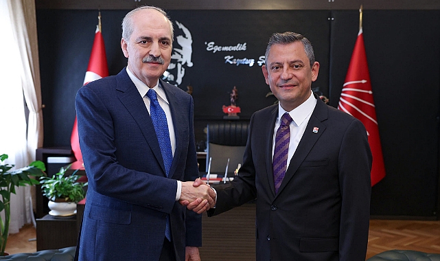 NUMAN KURTULMUŞ İLE ÖZGÜR ÖZEL'İN ANAYASA GÖRÜŞMESİ 45 DAKİKA SÜRDÜ