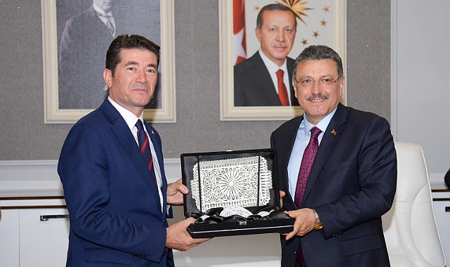 ORTAHİSAR BELEDİYESİ'NDE DEVİR TESLİM GERÇEKLEŞTİ