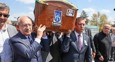 ÖZEL VE KILIÇDAROĞLU CENAZEDE BULUŞTU