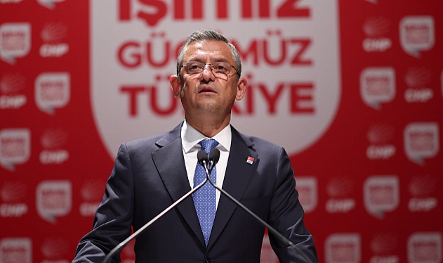 ÖZGÜR ÖZEL: HUKUKTAN ŞAŞAR VE SERTLEŞİRLERSE GİDİŞLERİNİ HIZLANDIRIRLAR