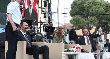 ÖZGÜR ÖZEL MANİSA'DA: KAYBEDE KAYBEDE KAZANMAYI ÖĞRENDİK