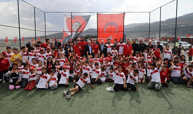 TFF HEYETİ, İSLAHİYE VE NURDAĞI'NDAKİ KONTEYNER KENTLERİ ZİYARET ETTİ