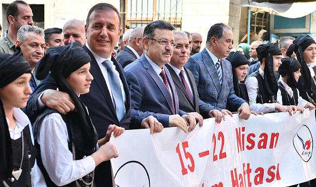 TRABZON'DA TURİZM HAFTASI YÜRÜYÜŞÜ GERÇEKLEŞTİRİLDİ