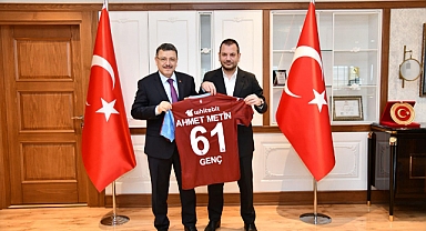 TRABZONSPOR BAŞKANI DOĞAN’DAN BAŞKAN GENÇ’E ZİYARET
