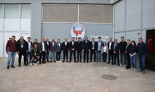 TRABZONSPOR BAŞKANI ERTUĞRUL DOĞAN'DAN TSYD'YE ZİYARET
