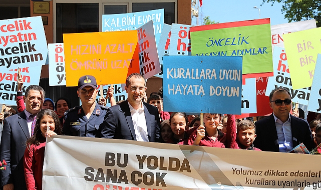 AKÇAABAT’TA TRAFİK HAFTASI ETKİNLİĞİ YAPILDI