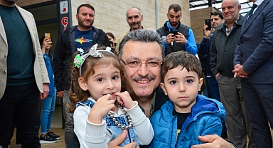 ANNELERİMİZ AİLELERİ AYAKTA TUTAN EN BÜYÜK GÜCÜMÜZDÜR