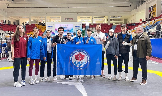 BÜYÜKŞEHİR BELEDİYESİ SPORCULARI ŞAMPİYONLUKLARA KOŞUYOR