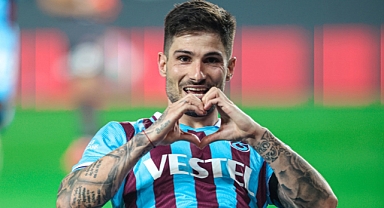 FOUNTAS ÇIKAR. TREZEGUET GİRER