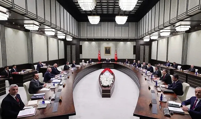 KABİNE İÇİN TARİH BELLİ OLDU: ÖĞRETMEN ADAYLARININ GÖZÜ TOPLANTIDA