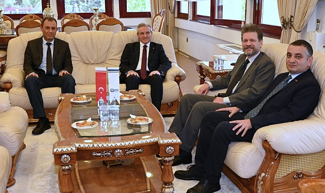 KUZEY MAKEDONYA CUMHURİYETİ BÜYÜKELÇİSİ JOVAN MANASİJEVSKİ, KTÜ’YÜ ZİYARET ETTİ