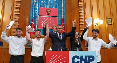 ÖZGÜR ÖZEL: ADAYLIĞIMI DAYATMAYACAĞIMDAN HERKES EMİN OLSUN