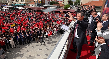 ÖZGÜR ÖZEL: BİZLERİ NORMALLEŞMEKLE SUÇLAYANLAR VAR