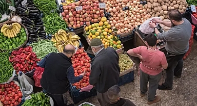  TÜİK NİSAN AYI ENFLASYON VERİLERİNİ AÇIKLADI: YILLIK ENFLASYON YÜZDE 69,80