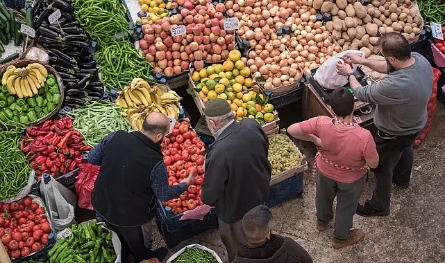 TÜİK NİSAN AYI ENFLASYON VERİLERİNİ AÇIKLADI: YILLIK ENFLASYON YÜZDE 69,80