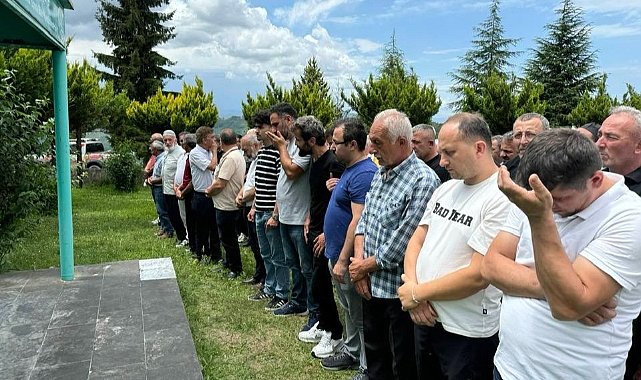 AĞAÇTAN DÜŞEN EMEKİ İMAM HAYATINI KAYBETTİ