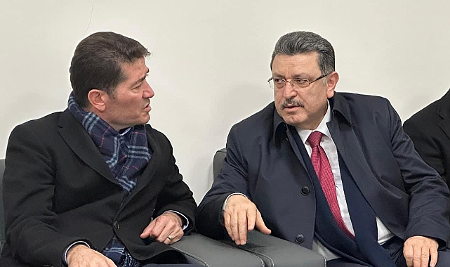 BAŞKAN GENÇ'TEN ÇOK SERT SEYİR TERASI CEVABI: BU YALANI DÜZELT AHMET BAŞKAN!