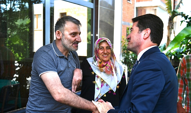 BAŞKAN KAYA'DAN ÖRNEK BAYRAM HEDİYESİ