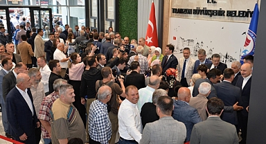 BÜYÜKŞEHİR'DE BAYRAM COŞKUSU