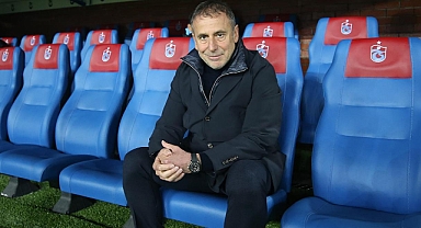 EN CENTİLMEN TEKNİK DİREKTÖR ÖDÜLÜ ABDULLAH AVCI'YA....