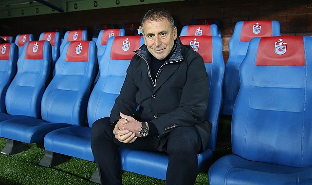 EN CENTİLMEN TEKNİK DİREKTÖR ÖDÜLÜ ABDULLAH AVCI'YA....