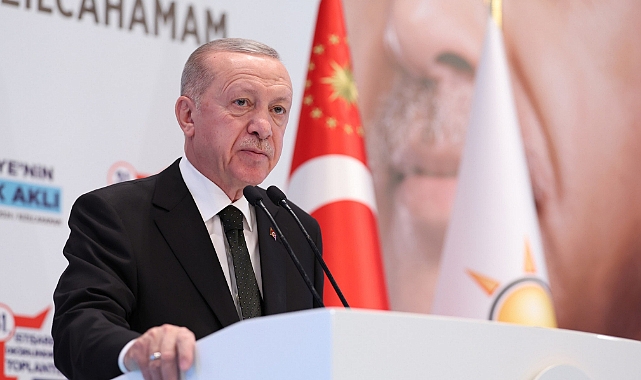 ERDOĞAN'DAN YENİ ANAYASA AÇIKLAMASI: BİLEK GÜREŞİNE DÖNMESİNİ İSTEMİYORUZ