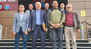 FARUK ÖZAK TRABZONSPOR KULÜBÜ'NÜ ZİYARET ETTİ