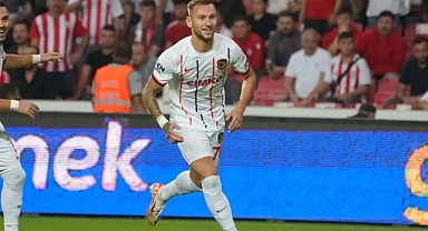 FIRTINA'DAN BİR BOMBA DAHA... DRAGUŞ İMZALADI