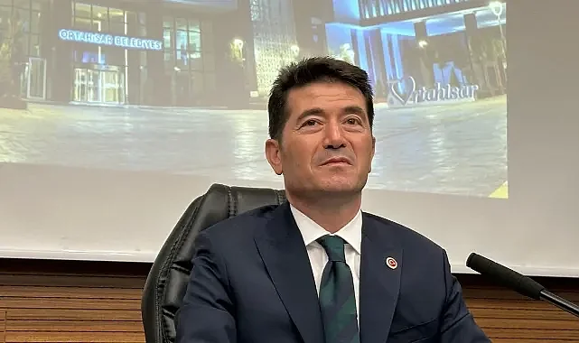 KAYA'DAN GENÇ'E JET CEVAP: BAYRAMIN MANEVİYATINI BOZACAK TARTIŞMALARIN İÇİNE GİRMEM!