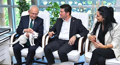 KILIÇDAROĞLU, ORTAHİSAR BELEDİYESİ’Nİ ZİYARET ETTİ