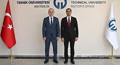 REKTÖR ÇUVALCI'YA 3 AYRI ZİYARET 