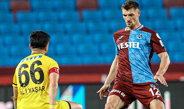 THOMAS MEUNİER KAFA KARIŞTIRDI