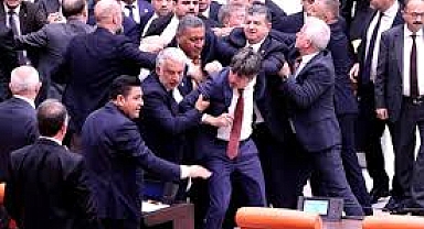 ADİL KARAİSMAİLOĞLU ŞAMAR ATTI (GÖRÜNTÜSÜ) 