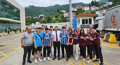 BAŞKAN KAYA'DAN SPORCULARA FORMA DESTEĞİ