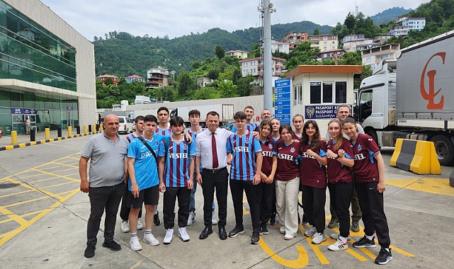 BAŞKAN KAYA'DAN SPORCULARA FORMA DESTEĞİ