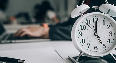 BAZI MESLEKLERİN ÇALIŞMA SAATLERİ YENİDEN DÜZENLENDİ