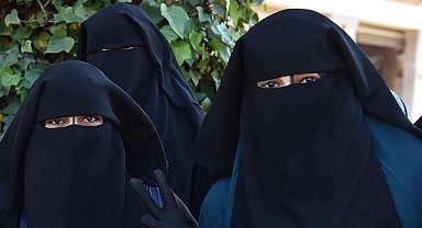 DAĞISTAN MÜFTÜLÜĞÜNDEN GEÇİCİ PEÇE YASAĞI!