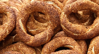 EMEKLİLER 22 YILDA 249 SİMİT KAYBETTİ