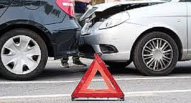 ESENYURT'TA 10 ARACIN KARIŞTIĞI ZİNCİRLEME KAZA