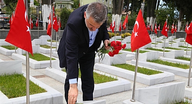 MUMCU: 15 TEMMUZ MİLLETİN ZAFERİDİR