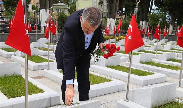 MUMCU: 15 TEMMUZ MİLLETİN ZAFERİDİR