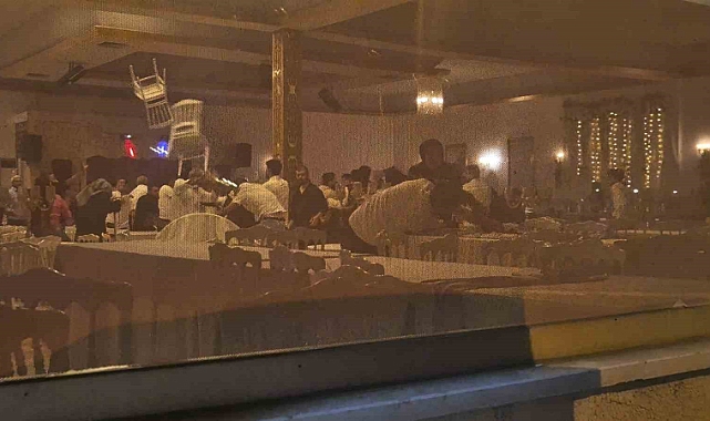 SAMSUN İLKADIMDA DÜĞÜNDE KAVGA YARALILAR VAR