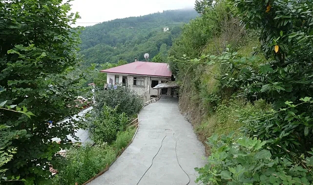 TRABZON BÜYÜKŞEHİR BELEDİYESİ MUSTAFA AKDENİZ'İN YANINDA