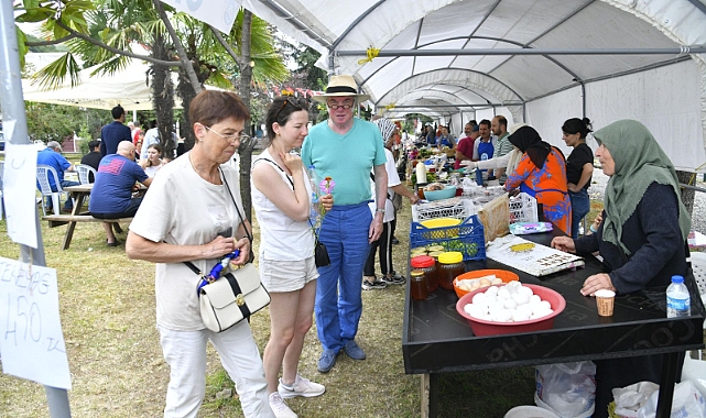 AKOLUK KÖY ÜRÜNLERİ PAZARINA BÜYÜK İLGİ