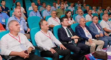 CHP PARTİ OKULU EĞİTİMLERİ TRABZON'DA DEVAM EDİYOR