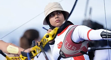 ELİF BERRA GÖKKIR ÇEYREK FİNAL'DE (GURURUMUZ)