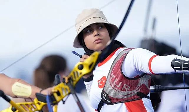 ELİF BERRA GÖKKIR ÇEYREK FİNAL'DE (GURURUMUZ)