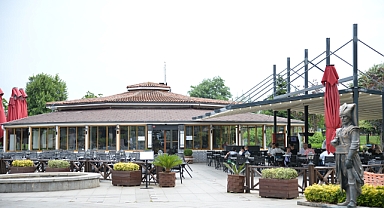 EYOF BİNLERCE EMEKLİYİ AĞIRLADI