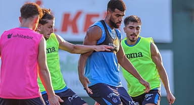 FIRTINA RAPİD WİEN'E BİLENİYOR