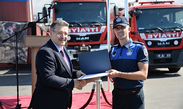 GENÇ: AFETLERE KARŞI DİRENÇLİ YAPILAR OLUŞTURMALIYIZ